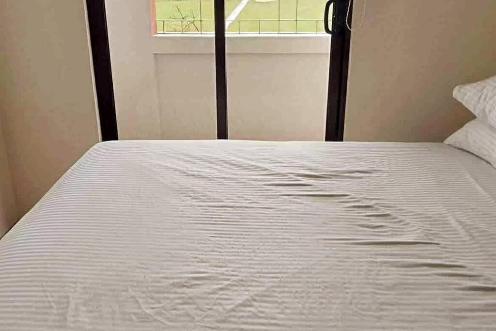 Dreamy 2Br Condo, With A Golf Course View Cebu Eksteriør billede